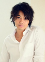 �֓��H�A�ăA�J�f�~�[�܂̃��b�h�J�[�y�b�g���琶���p���|�[�g�ɒ��� 