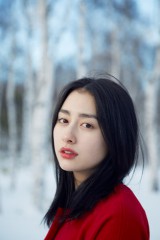 ���ڂ̎�菗�D�E���������肪20�΂̒a�����ɏ��̎ʐ^�W�𔭔��I 