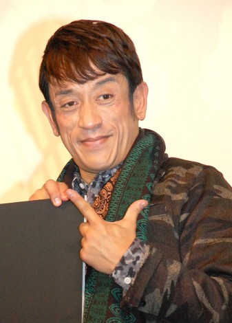 画像 写真 クリス松村 久々の長ズボン姿 初の迷彩服に 男性の気分 5枚目 Oricon News