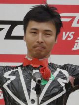 MEGWIN�A���[�`���[�o�[�Ɗi���Z���̃��f�B�A�~�b�N�X�u�y���݁v 