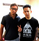 ���F�C�s�A�����đ��uHOME�v���A�J�y���̏� 