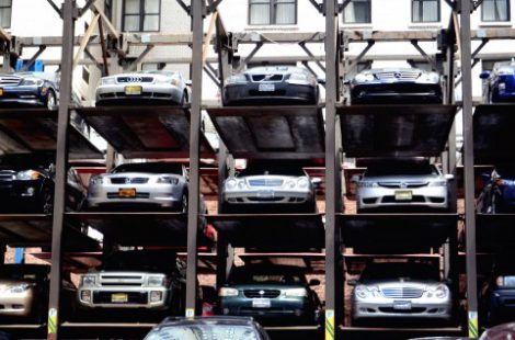あわや高額賠償 立体駐車場で起きたトラブル事例とは 自動車保険関連ニュース オリコン顧客満足度ランキング