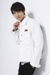 ���m�����A�f�r���[5�N�ڂ̌��� �o�������Z�b�g������ 