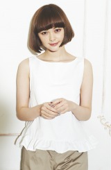 �g�C�b�g�K�[���h�ʏ�e�B�i�A�T�[�e�B�����V�C���L�����Ɍ��� 