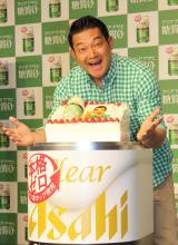 �R���q�[�A�w�N���A�A�T�q �����O�x�VCM�Ń��C���[�A�N�V�����ɒ��� 