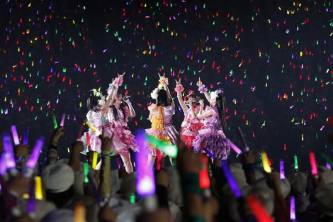 ももクロ ヤフオクドームでfcイベント モノノフ2万人と真剣勝負 Oricon News