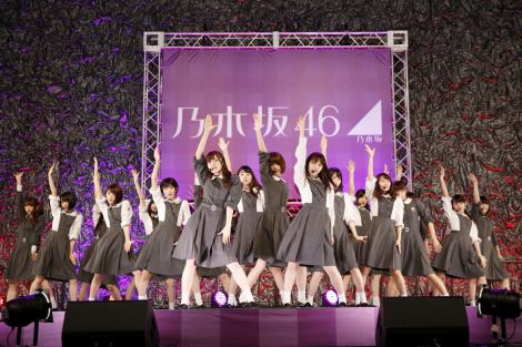画像 写真 乃木坂46 握手会で 真夏の全国ツアー 開催発表 3枚目 Oricon News