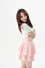 ��KARA�j�R���A�\���f�r���[�Ȗ�&���{FC�C�x���g���� 