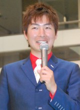 U���H���E���c�O�ɒ��j�a���u�d�����撣���؁v 