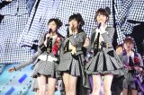 『第7回AKB48選抜総選挙』TOP3の（左から）渡辺麻友、指原莉乃、柏木由紀（C）AKS 