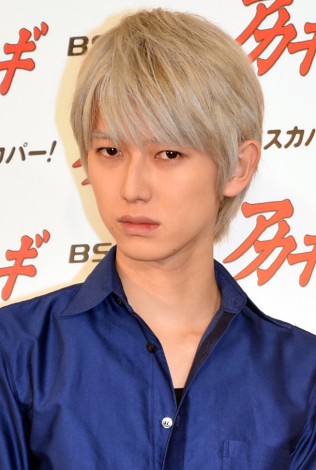 アカギ 本郷奏多 白髪は地毛だった 役作りで自ら志願 Oricon News