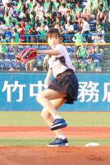 �n�����ɏ����킵���匴�N�q=�u���N���g�X�����[�Y�~DeNA�x�C�X�^�[�Y��v�n����  (C)ORICON NewS inc. 