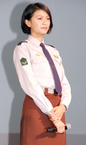 画像 写真 榮倉奈々 自身の ガニ股 に驚き この制服を着ると 3枚目 Oricon News