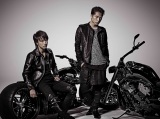 EXILE TRIBEが総出演する映画『HiGH＆LOW 〜THE STORY OF S.W.O.R.D.〜』の制作が決定。（左から）TAKAHIRO、登坂広臣は雨宮兄弟を演じる （C）HiGH＆LOW製作委員会 