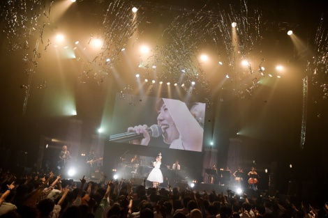 画像 写真 牧野由依 10周年記念ライブで決意新た 恩師登場に大粒の涙 5枚目 Oricon News