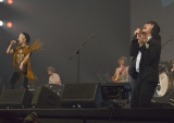 映画『ピース オブ ケイク』公開直前“愛を叫ぼう”イベントに出席した（左から）加藤ミリヤ、峯田和伸 （C）ORICON NewS inc. 