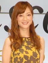 �g�V�ЂƂ݁A����j���ɏƂ�u���������ꂵ���v ���\�㏉�̌��̏� 