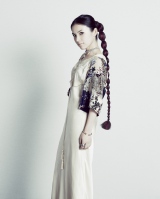 Superfly�A�͋������b�N�T�E���h�̐V�� �����G�r�剉�h���}���̂�  