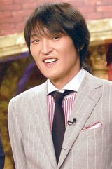 �猴�W���j�A�A�����̓o�[�œˑR�u��������?�v �w�r�r�b�g�x�Ő��� 