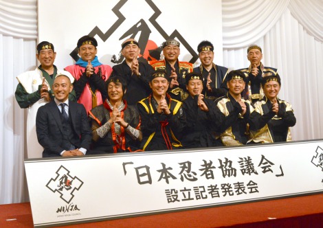 画像 写真 海老蔵 愛之助は 雲隠れの術 使う 結婚質問には無言 3枚目 Oricon News