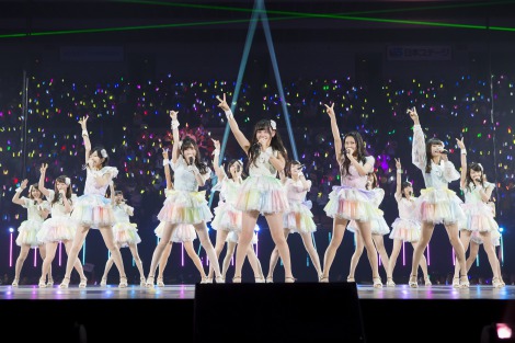 画像 写真 Nmb48 さや姉とみるきーのラブシーンにファン興奮 結成5周年公演 百合劇場 4枚目 Oricon News
