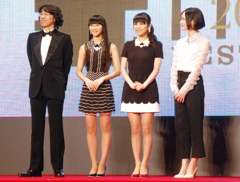 Perfumeの画像 写真 東京国際映画祭 Perfume登場に大歓声 ファンに手を振り笑顔 13枚目 Oricon News
