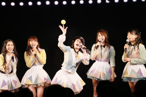 Akb48マー君公演登場曲で開幕 横山由依 Nyでやりたい Oricon News