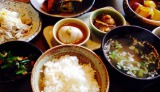 体臭がキツくなることも!? 炭水化物抜きダイエットの落とし穴