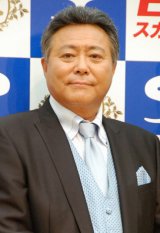 ��Ő��O�́g�h���R�����e�[�^�[�h�@�R�����e�[�^�[���̖̂����ɕω� 