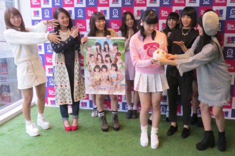 画像 写真 Super Girls 新作カレンダーはオール水着 笑顔になって 3枚目 Oricon News