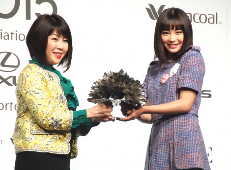 wVOGUE JAPAN Women of the Year 2015x܎ɏoȂLiEj iCjORICON NewS inc. 