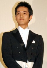 ���Ⓧ���̒Z���Ƀt�@������ ���c�q�s����u�r�b�O�Ȕo�D�ɂȂ��āv 