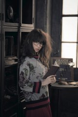 �����͂�A�����n���q�ɕϐg�@�O�b�`�V����ؗ�ɒ����Ȃ� 