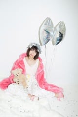 �T�؍�E�k����ގq�A�wZipper�x���f���ɔ��Ă� 2�������̐ꑮ���f���a�� 