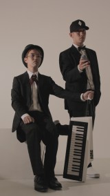 �g�V���o���j�b�g�hOOPARTZ�A�z�M�Ȃ�CM�\���O�Ɂu��ό��h�v 