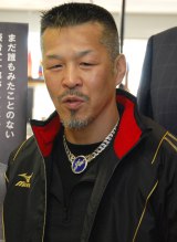 �C�g���Y�A�{���́u�������Ǝ��߂����v ���E���҂܂ň��ނ������� 