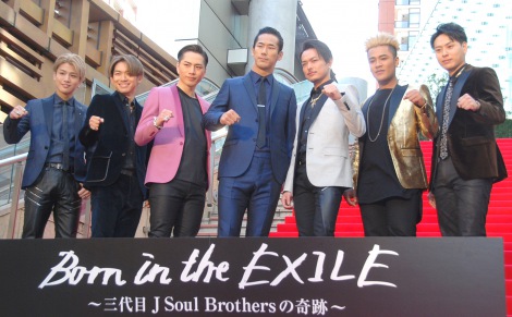 hL^[fwBorn in the EXILE`O J Soul Brothers̊Ձ`xbhJ[ybgъI䂠ɏoȂO J Soul Brothers()cTANAOTOAoLbAђȁAsAELLYARY (C)ORICON NewS inc. 