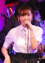 ���숟�ˁA3�l�g���j�b�g�E�ނ�񍐁u�O�����ȑ��Ƃł�!�v 