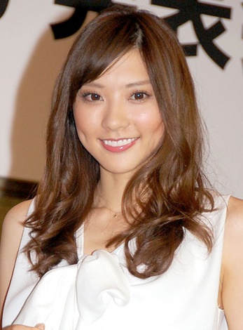 画像 写真 山岸舞彩さんが結婚披露宴 元事務所の後輩 うっとり 1枚目 Oricon News
