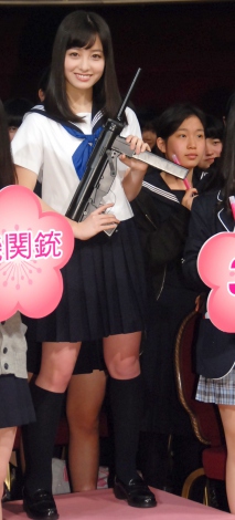 画像・写真 | 橋本環奈、セーラー服で“カイカン”大熱唱「最高に 画像・写真 | 橋本環奈、セーラー服で“カイカン”大熱唱「最高に