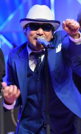 �������L�AChage�ƌ��˂��グ�uYAH YAH YAH�v�M�� 