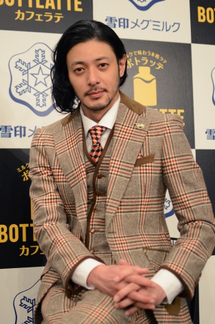 オダギリジョーがミシンで洋服づくりに没頭 意外な一面明かす Oricon News