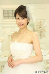 純白のウエディングドレス姿を披露した加藤綾子アナウンサー 