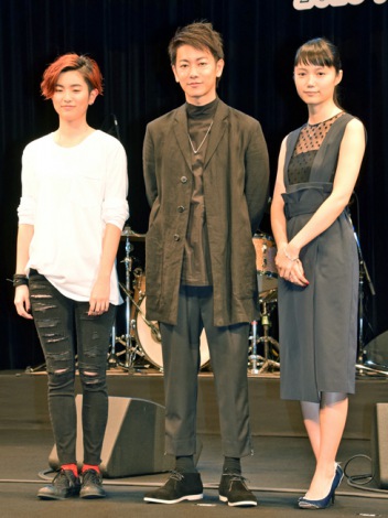 画像 写真 佐藤健 宮崎あおい 17歳歌手haruhiに脱帽 オーラがすごい 2枚目 Oricon News