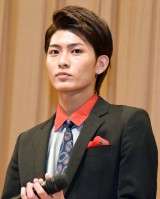 ����r��A�j���j���W���[�g�ďW���h�Ɂu�������܁v 