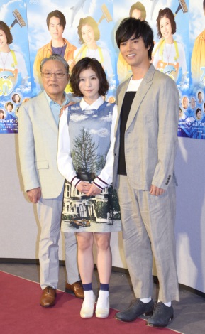 画像 写真 松岡茉優 イルカ調教に奮闘中 最初は試されてた 2枚目 Oricon News