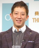 �T�o���i�����A���`�����Ƃ̌��ې��G�ꂸ�@�w�q���i���f�X�I�x�ɐ��o�� 