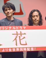 ���g�A�w�Ήԁx���ʉ��Ɋ����u�l���̂��J���v 