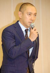 �C�V���A�B���ʂ���1�N8�����́u��Ձv ���\������g�̋C������ 