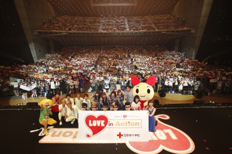 氣志團とナオトがランニングマン対決 今年も Loveinactionmeeting Live 開催 Oricon News